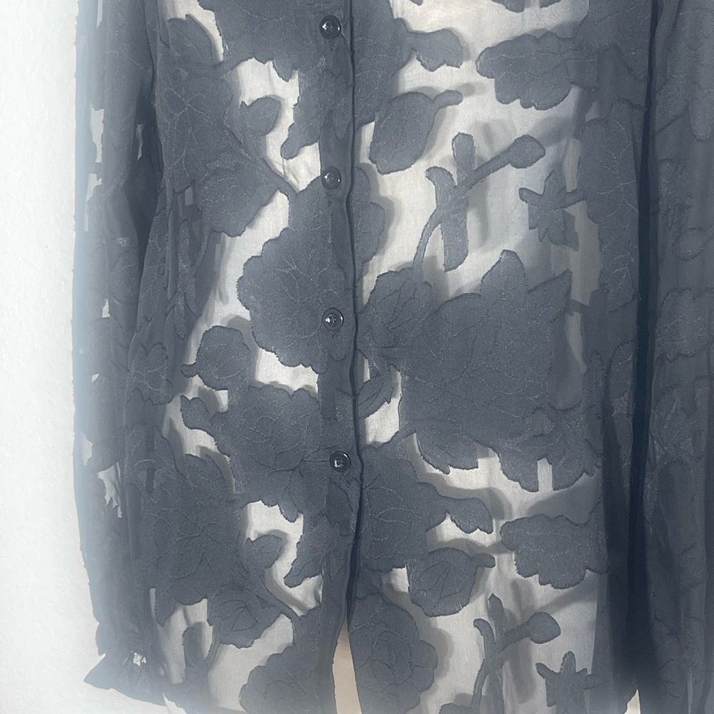 C+D+M collection sheet black floral button down collard blouse large puff sleeve - Picture 3 of 9